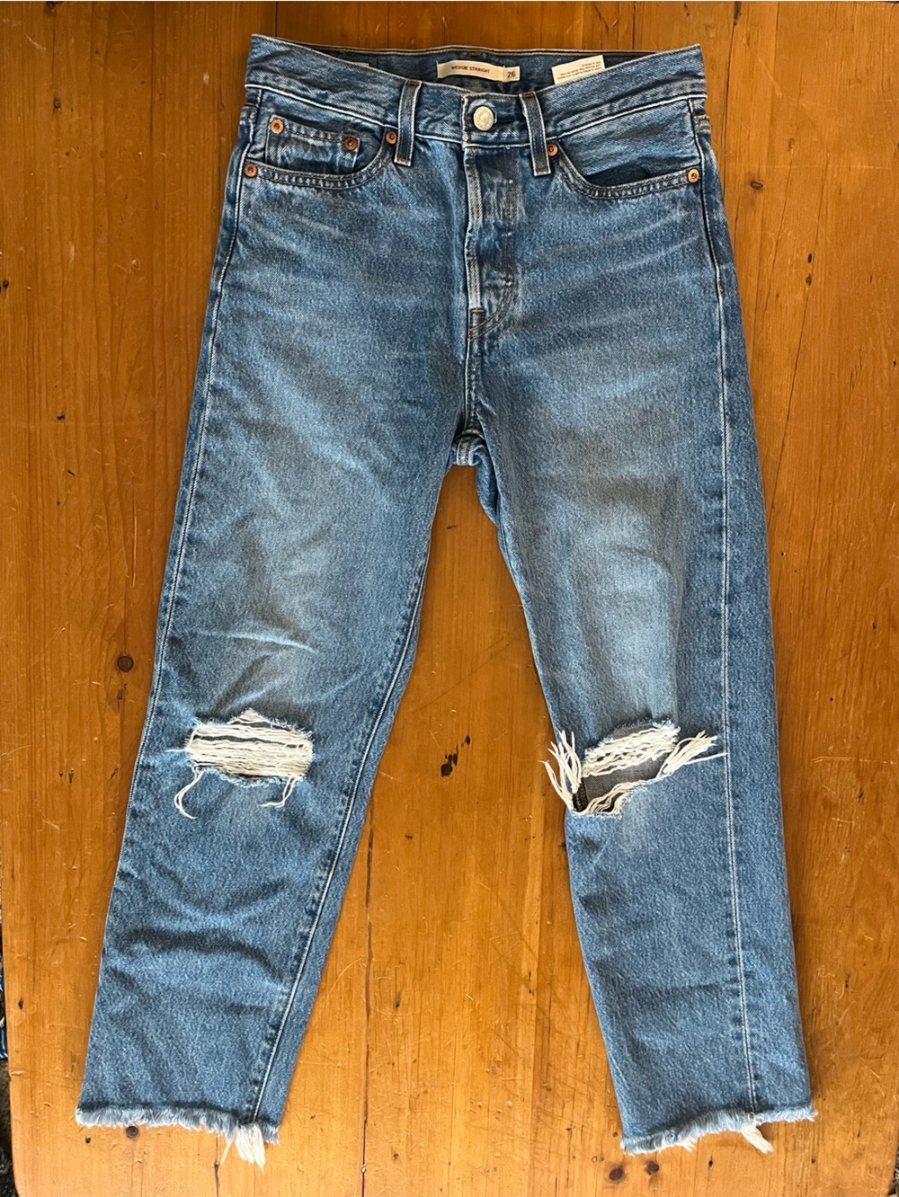 Levi’s Wedgie Straight Distressed Medium Wash Denim Raw Hem Blue Jeans - Picture 1 of 12